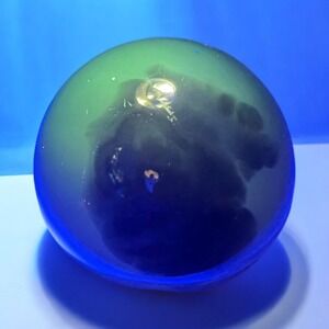 Volcano‎ Agate Sphere UV Reactive (#7)